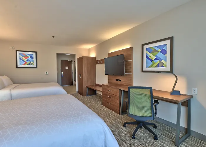 Holiday Inn Express & Suites - Albuquerque East By Ihg